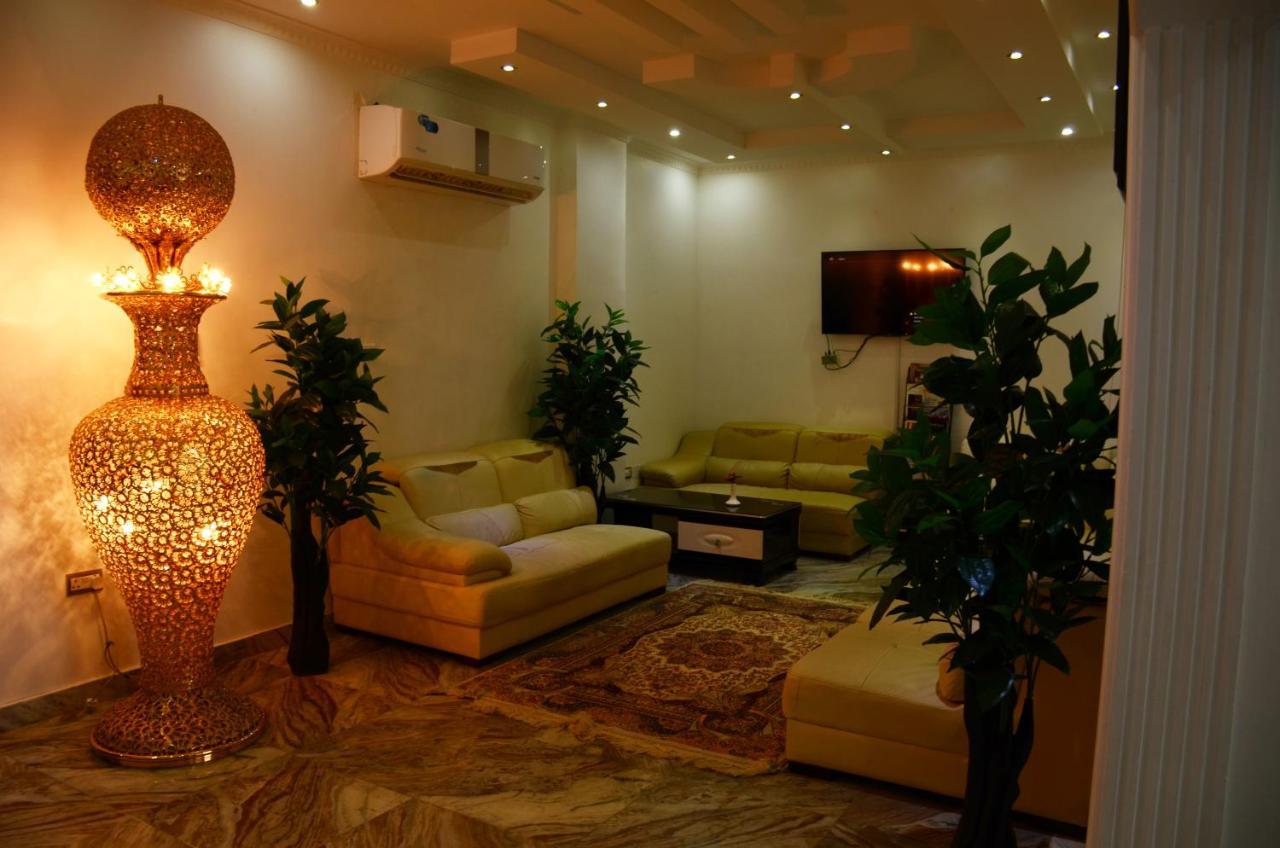 Royal Suite Hotel Apartments Al Huwayl 外观 照片
